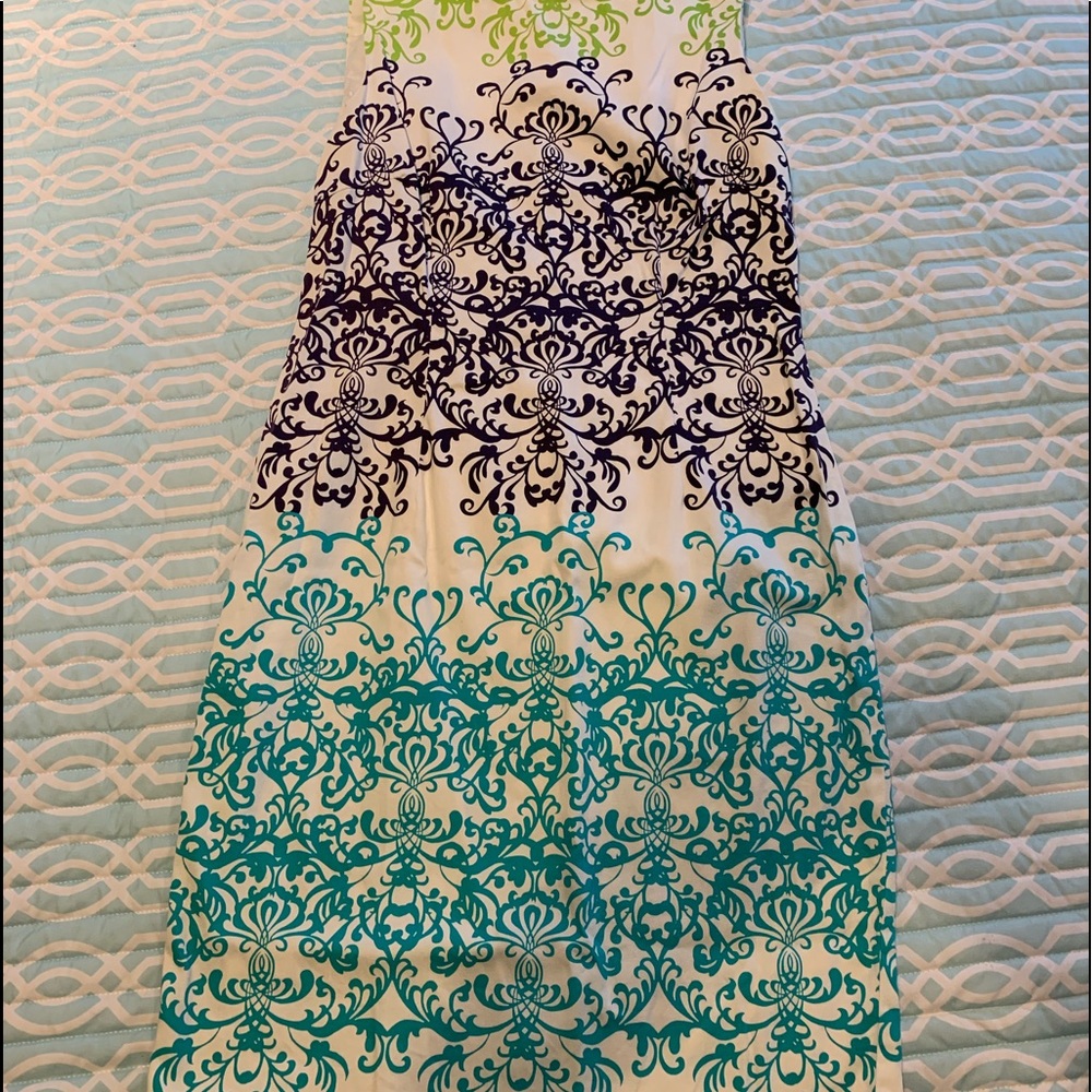 Sleeveless dress